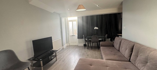 Croydon Uni London House
