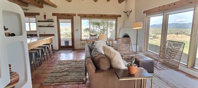 Custom Adobe Home 360º Mountain Views