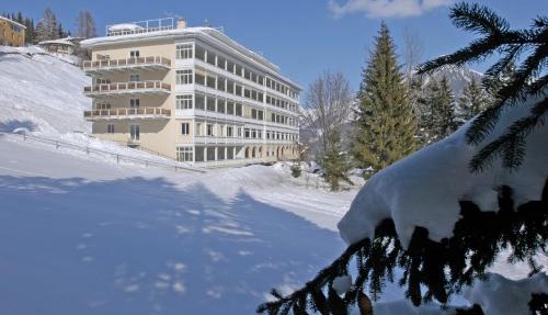 Davos Youth Hostel