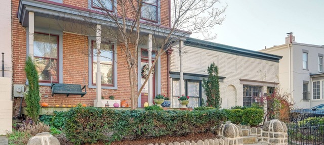 DC Apartment: 2 Mi to National Mall!
