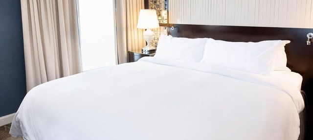 DC King Room – Luxe Comfort & Prime Location