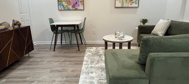 DC Tranquil 2BR w/Laundry, Parking & Dishwasher