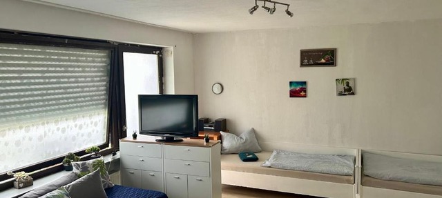 Deine Pension, Family & Friends Room P3, 5 beds, 25qm, Check-in 4PM till 5AM
