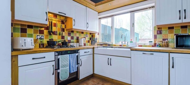 Delightful 3 bedroom home with parking and garden
