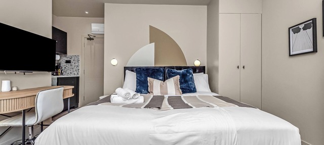 Delightful Studio Suite with Modern Kitchenette