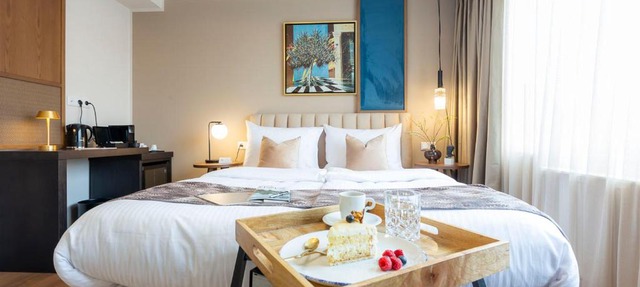 Delphi Hotel & Restaurant