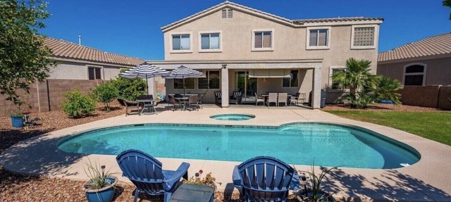 Desert Oasis Large Home with pool and spa!