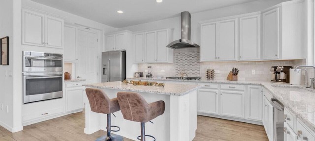 Design Dream/View/4 BR 3 BA/Upscale/Garage