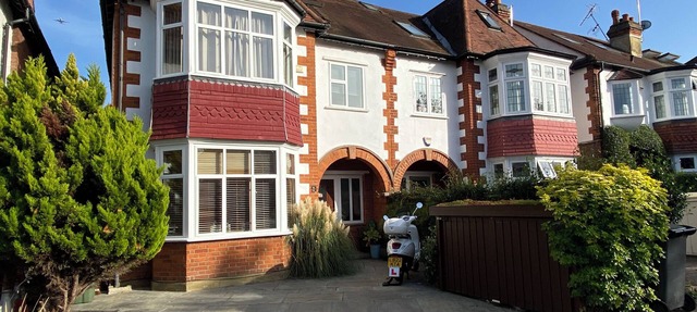 Designer SW London 4Bed Home, Garden/Parking, close to Nature & Central London