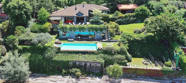 Distinctive stylish villa with pool directly on the lake shore! - Villa Isa