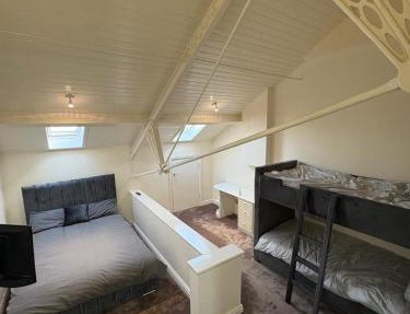 Dock View Lodge