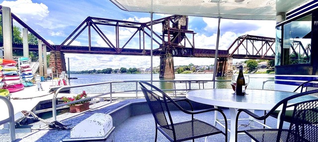 Dockside Retreat Aboard Savannah Rae