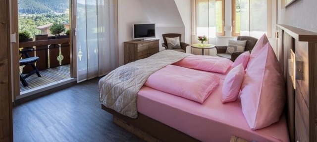 Doppelzimmer mit Balkon