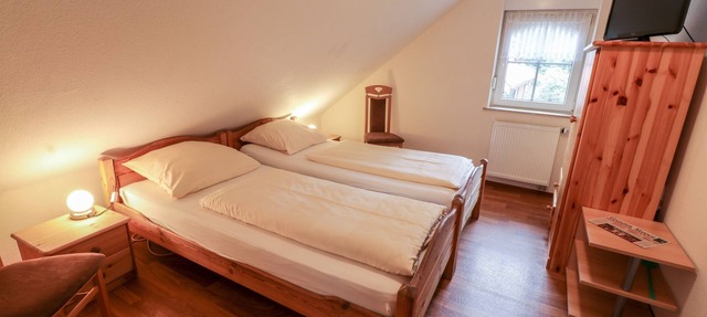 Double room for 2 guests with 12m² in Meppen (95954)