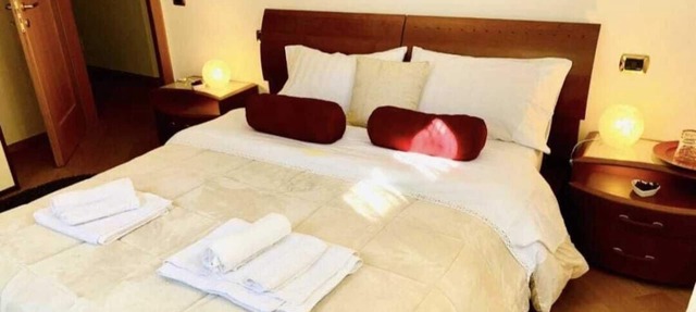 Double Room with Shared Bathroom