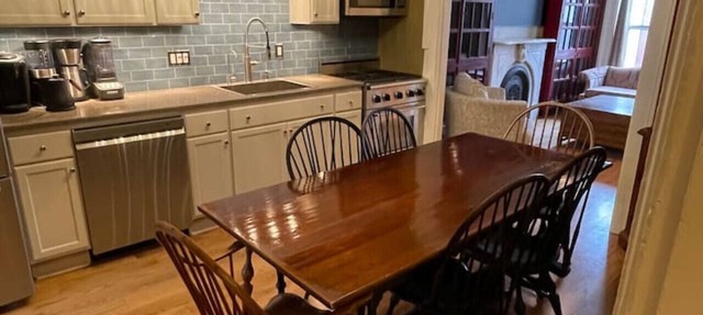 Downtown 3BR duplex full kitchen parking off i-787