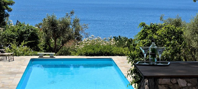 Dramatic location, Serene Sea Side Villa With Pool Near Temple of Sounion