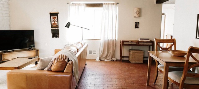 Dreamy Adobe Home: A Peaceful Retreat 1-6 Guests