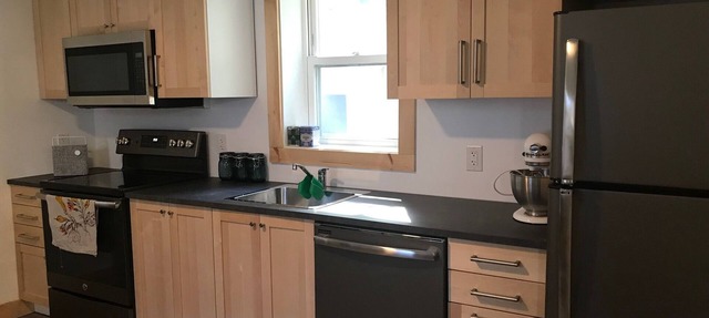 Duplex in Historic Mill District Walkable to Williams & Spring St.