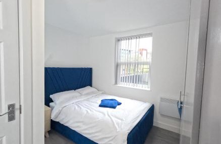 E - Compact Double Room City Centre Sheffield