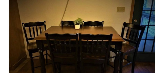Easy Access King and Queen Nestled Ranch!
