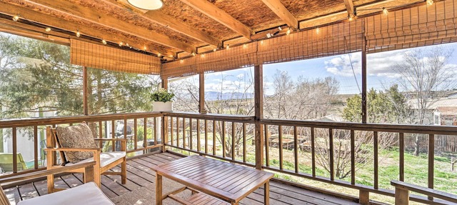 Eco-Friendly Escape in Cortez - Pets Welcome!