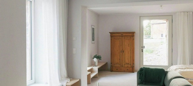 Ecological living space with sauna by the Elbe