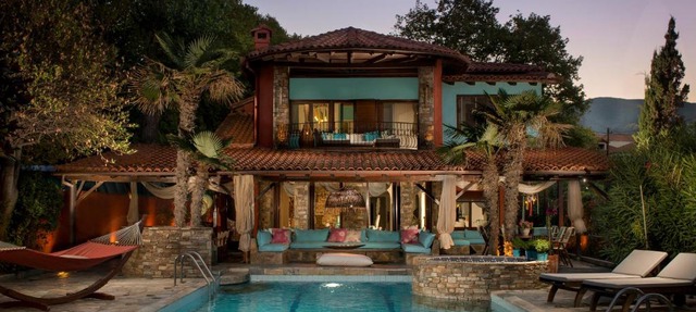 Efharis Beachfront Villa