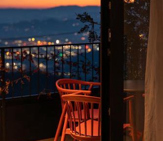 El Cielo - Rooms with Panoramic View & El Carnicero Restaurant