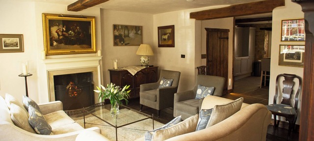 Elegant sumptuously decorated town house located in Towcester, Northamptonshire