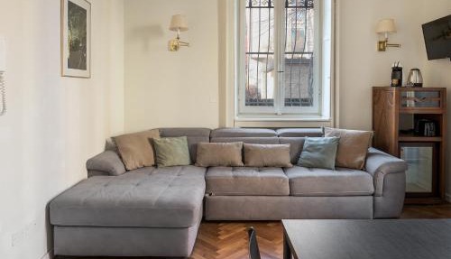 Elegant Villa With Modern Apartments in Milan - CityLife District - M1