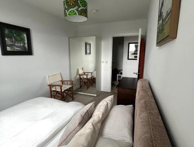 Elephant Park shared Apartment Room