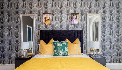 Empress Hall Blackpool by Charles Alexander Short Stay - Sleeps 20