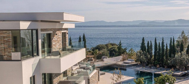 Endearing Beachfront Loutraki Villa | Villa Aegean Light | 4 Bedrooms |.