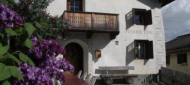 Engadine House