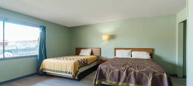 Enjoy a Comfortable & Relaxing 2-Room Stay, Brazosport Museum 2.2 mi away