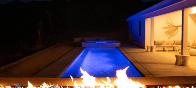Enjoy full access to the property—wander, explore, and connect with nature. Relax with stunning sunsets and star-filled skies. For urgent matters, our support team is just a message or call away. 🌵✨