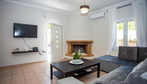 Erasmia's house