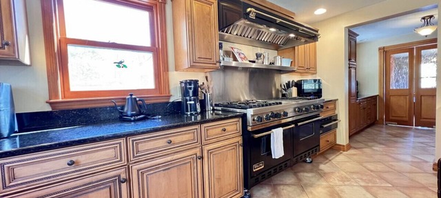 Escape to Shadow Peak Retreat: Your Luxurious Vermont Getaway