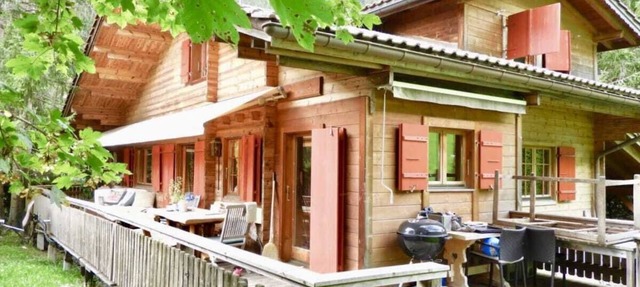 Exclusive, Charming 4 Bedroom Chalet near Gstaad