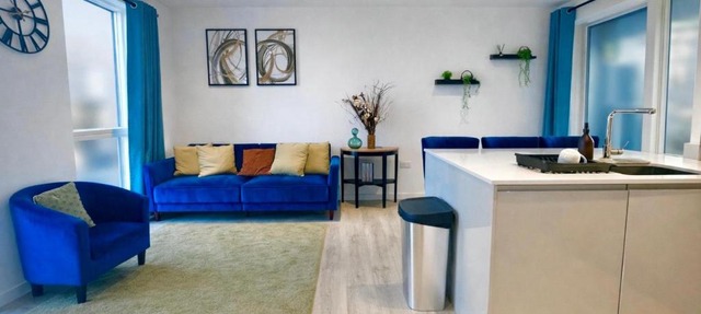 Executive 3-Bed 2-Bath Apartment Central London