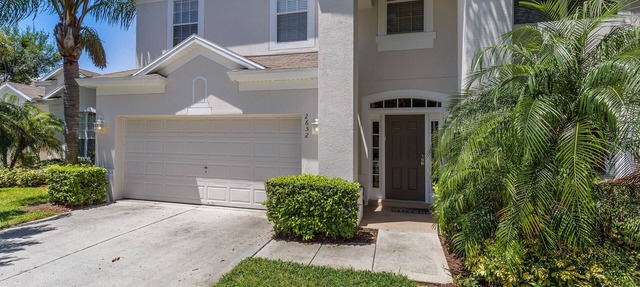 Executive 6 bed, 4 bath home in 5 Star Windsor Hills Resort, minutes from Disney