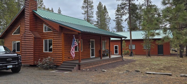 Executive cabin in the woods!