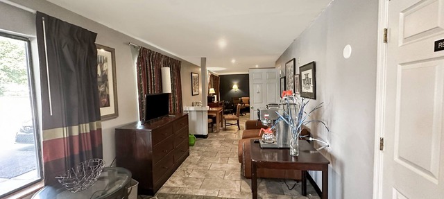Executive Inn Ridgeway I-77
