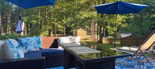Executive Townhouse located close to Saratoga Lake. August Available for Track