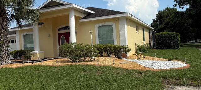 Executive Villa with lake views, south facing pool 4 bed 3 bath. Games room