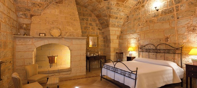Experience Authentic Puglia: Tenuta Masseria Chicco Rizzo with Luxury Services
