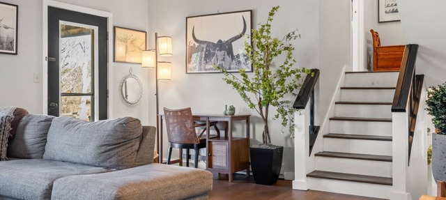 Exquisite Londonderry Home minutes to 3 Ski Mountains