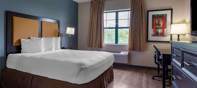 Extended Stay America Suites Edison Raritan Center