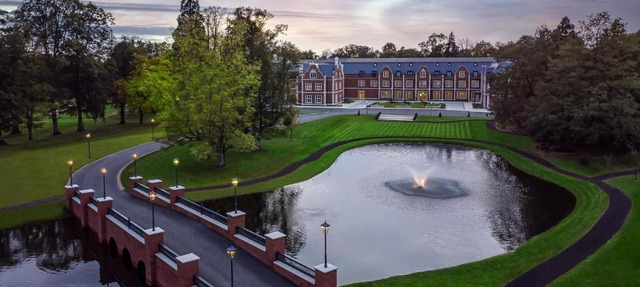 Fairmont Windsor Park